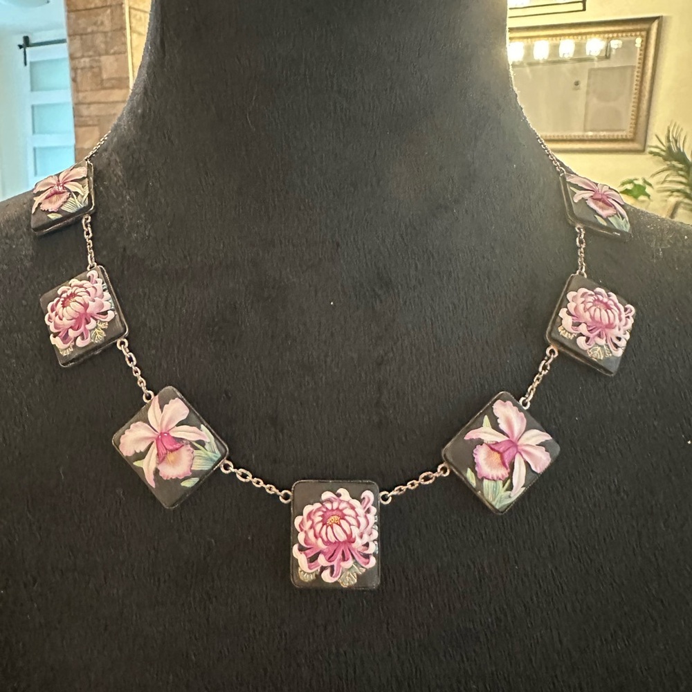 Toshikane China Sterling silver porcelain vintage necklace